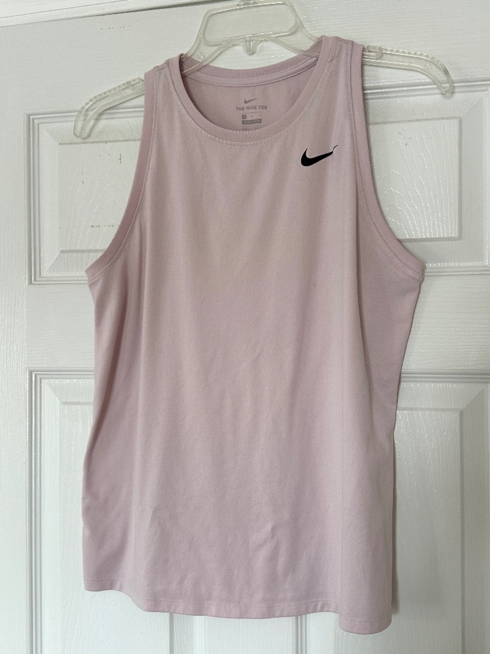 The Nike Tee Dri-Fit Women's Tank Top Size Medium Blush Pink